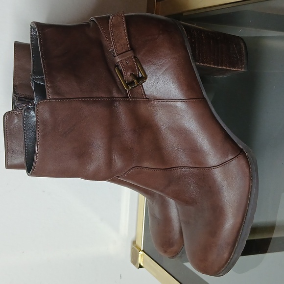 Ralph Lauren brown leather heeled boots size 7.5 - Picture 1 of 16
